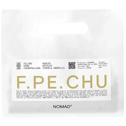 Vit Nomad Coffee-påse Peru Churupallana Filter 250g med stor blå F.PE.CHU-text