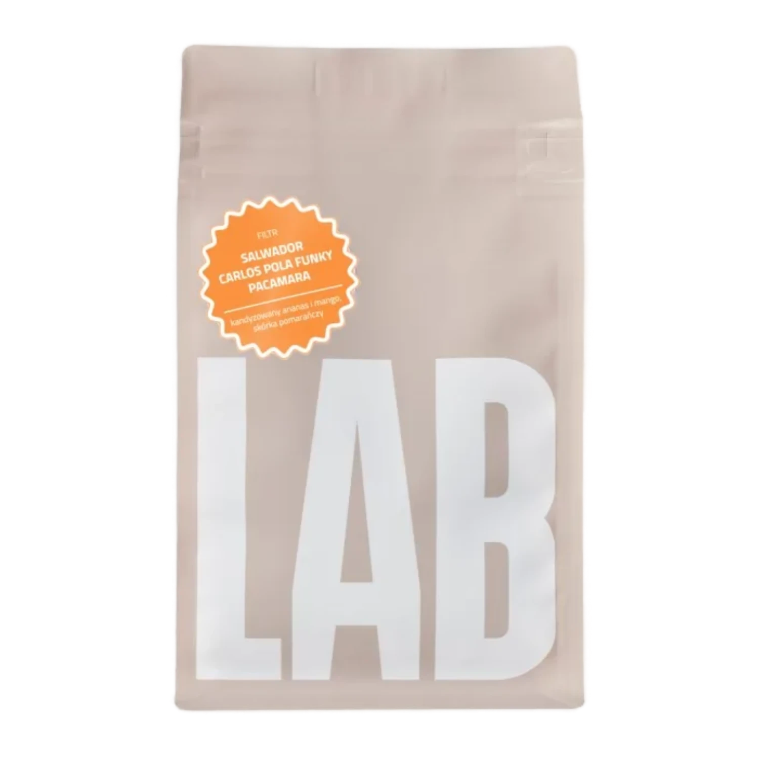 Beige CoffeeLab-påse Salwador ”Carlos Pola Funky” med orange klistermärke.